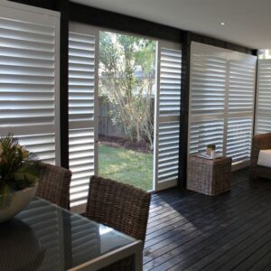 outdoor-aluminium-plantation-shutters